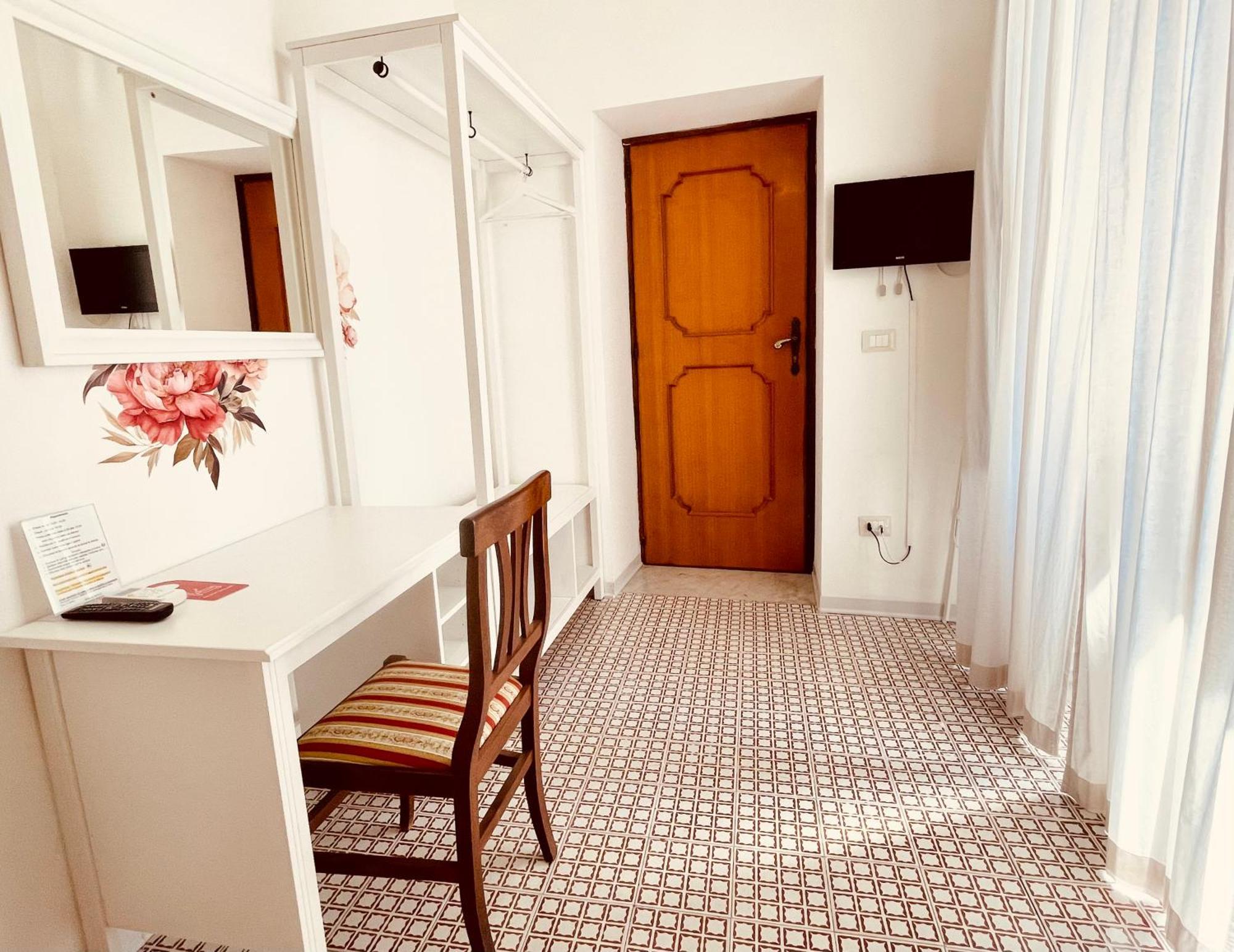 Il Molo Camere Per Vacanze Diamante Exterior photo